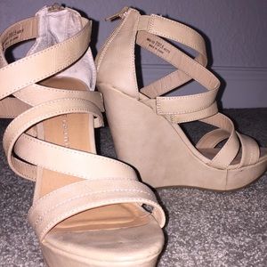 Chinese laundry wedges